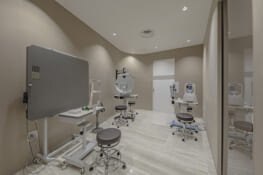 オキュロフェイシャルクリニック東京